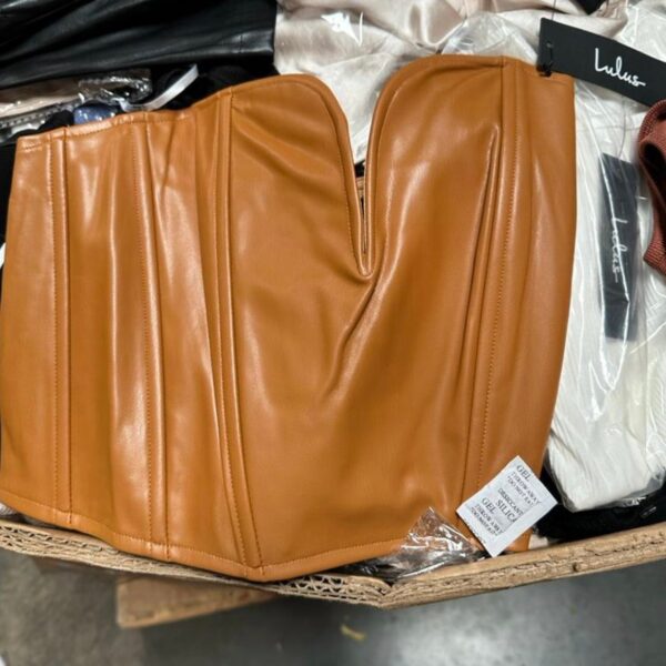 Lulus | Women's Assorted Apparel - Bulk Pallet Liquidation